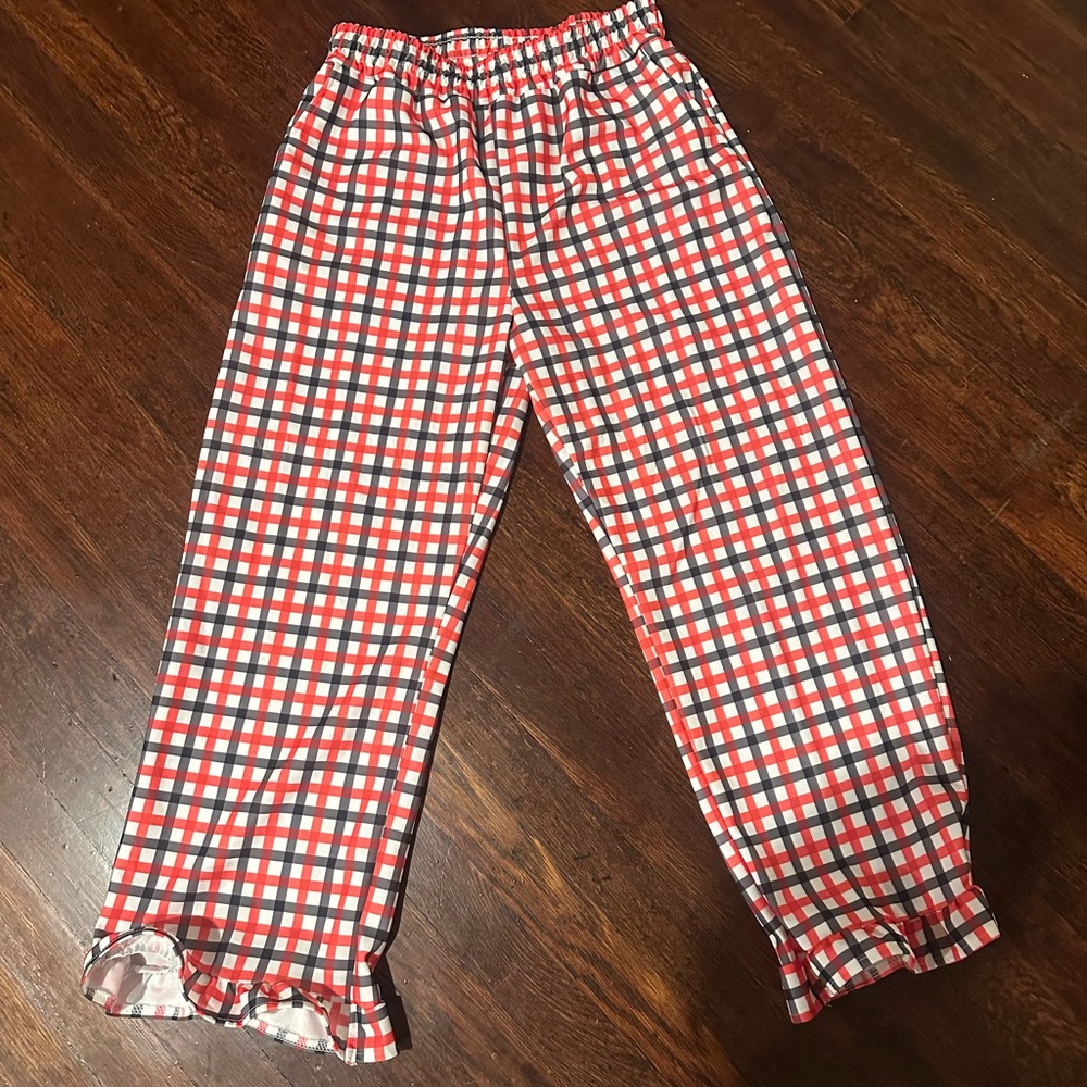 SHEIN Red, Black, & White Checkered Bottoms